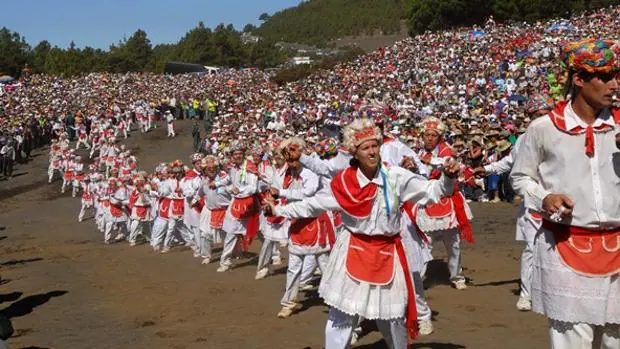 Tejeguate, el grupo tradicional de El Hierro, cumple 40 años de difusión cultural