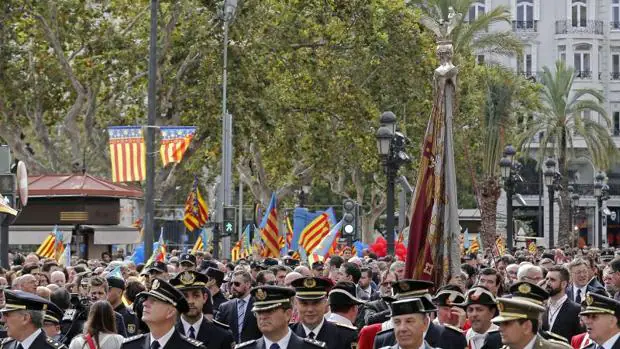 Imagen de la procesión cívica con motivo del 9 d'Octubre en Valencia