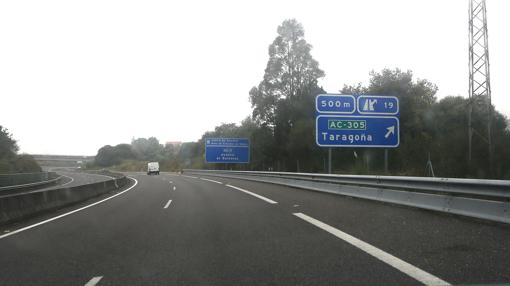 Salida de Taragoña por la autovía