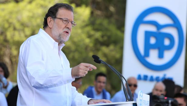 El presidente del Gobierno en funciones, Mariano Rajoy, el pasado fin de semana en Zaragoza