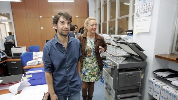 Sestayo (PSOE) junto al alcalde de la Marea Jorge Suárez