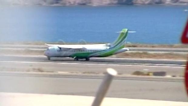Vídeo: Así regresa un avión por emergencia rumbo a Canarias
