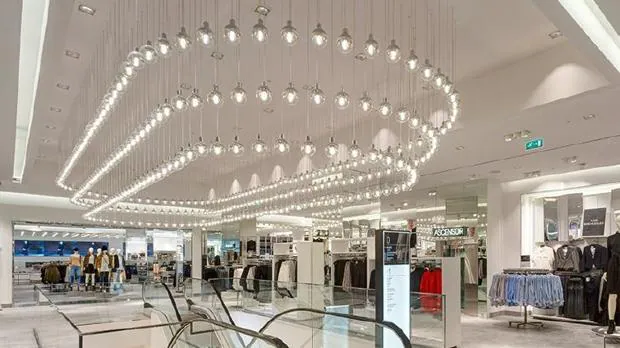 H&M renueva su tienda en Gran Vía