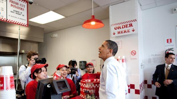 Obama, en uno de los restaurantes Five Guys