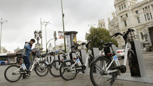 Más allá de Car2go: el «boom» de los segways o las motos eléctricas explota en Madrid