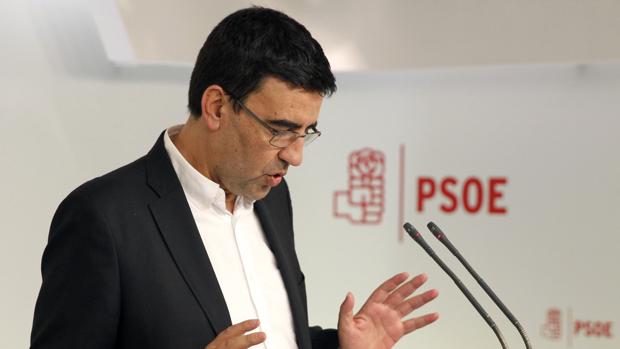 El PSOE cree «un mal síntoma» que Rajoy haya mantenido a Montoro, Báñez y Méndez de Vigo