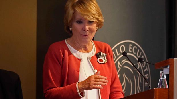 Esperanza Aguirre, durante la presentación de su libro 'Yo no me callo', en Barcelona