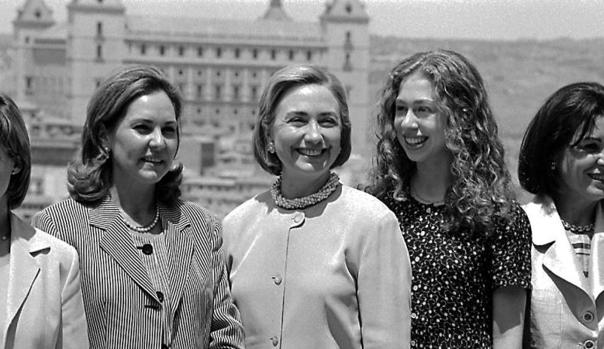 Ana Rodríguez, Hillary Clinton, Chelsea Clinton y Carmen García