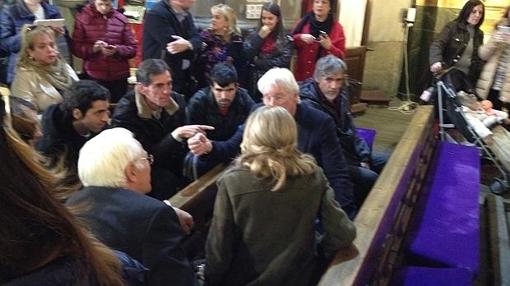 Richard Gere, con los «sin techo» de la iglesia de San Antón de Madrid