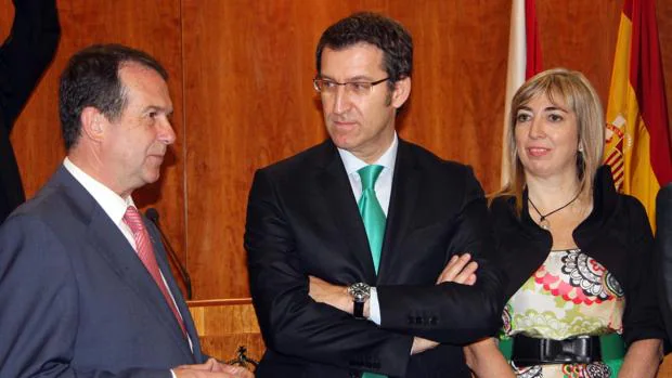 Lucía Molares, junto a Feijóo y a Abel Caballero, en una imagen de archivo