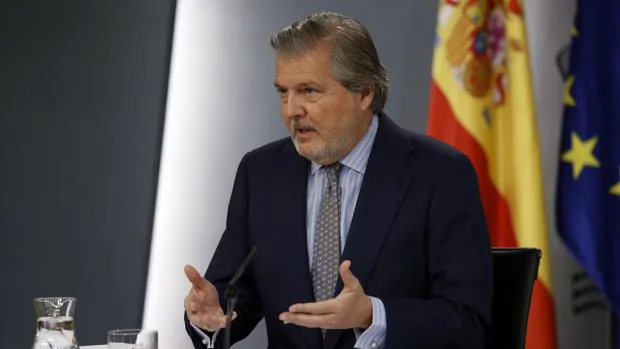 El portavoz del Gobierno, Íñigo Méndez de Vigo, este viernes tras el Consejo de Ministros