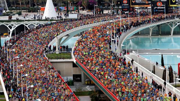 Victor Kipchirchir se impone en el maratón de Valencia en triplete keniano