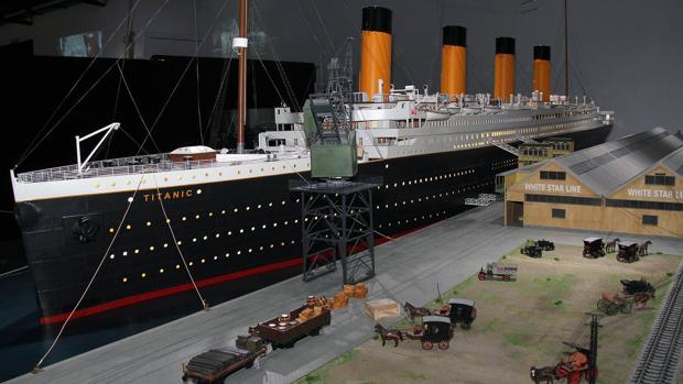 Maqueta del Titanic en la exposición que puede verse en León