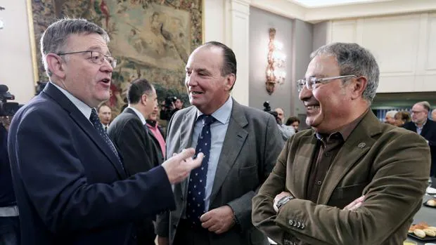 Imagen de Ximo Puig junto a José Vicente Morata y Paco Molina tomada este lunes en Valencia