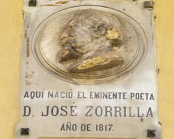 Placa en honor al autor en la casa de Zorrilla en Valladolid