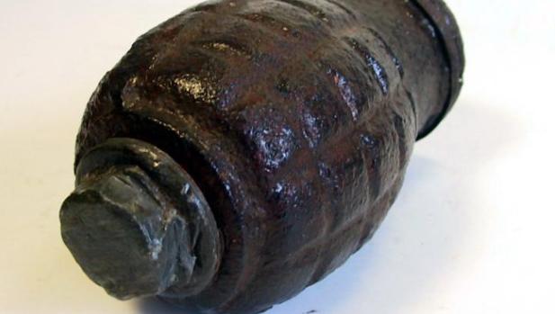 Abandonan tres granadas de mano en el arcén de una autovía en Zaragoza