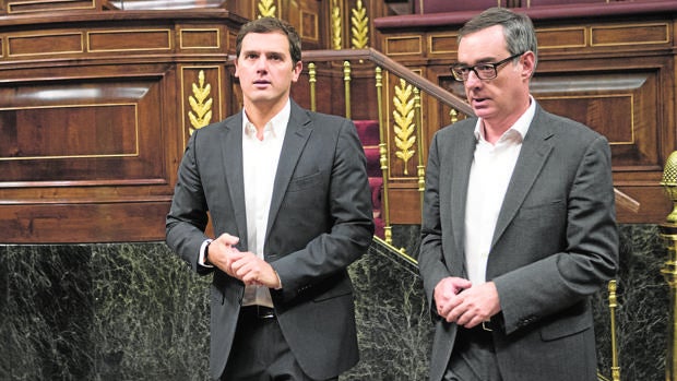 El Gobierno hace un guiño a Ciudadanos tras su pacto con el PSOE: «Contamos especialmente con sus votos»