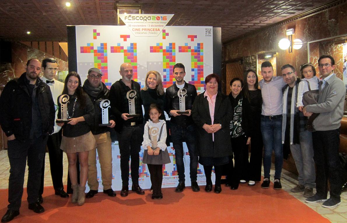 Foto de familia tras la gala de entrega de premios