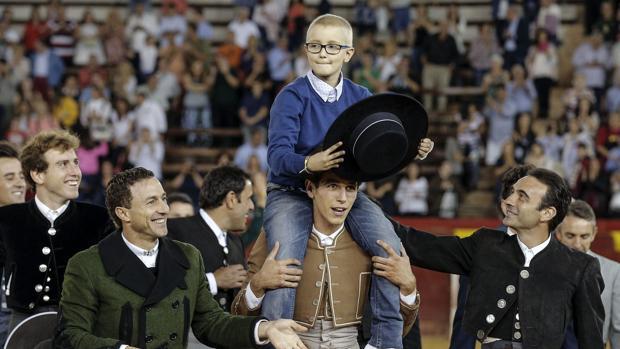 Festival benéfico por Adrián, un niño de ocho años con cáncer y que sueña con ser torero