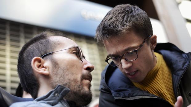 Pablo Echenique junto a Íñigo Errejón en Zaragoza