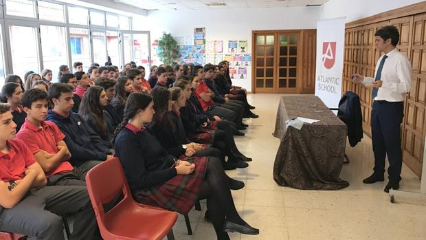 Antona logra un perfil moderado al frente de la Delegación del Gobierno en Canarias