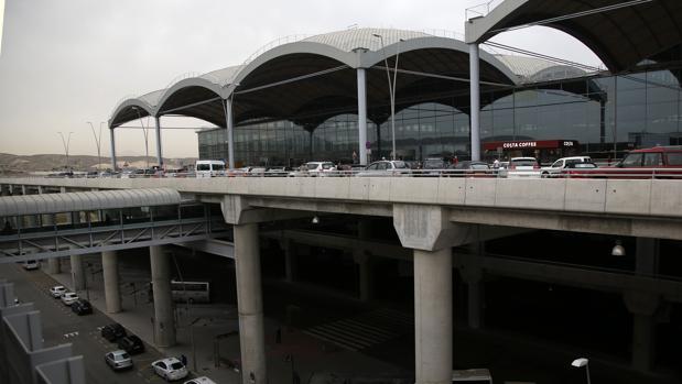 Imagen del exterior del Aeropuerto de El Altet-Elche