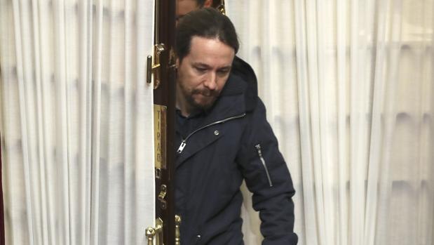 Podemos apuesta por prohibir trabajar a los expresidentes en «empresas estratégicas»