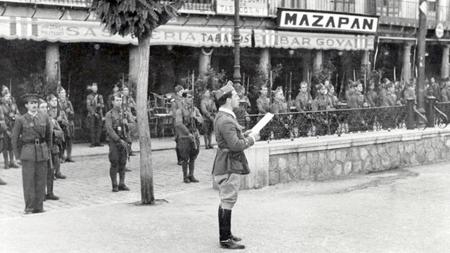 Lectura del bando de declaración del estado de guerra en Zocodover