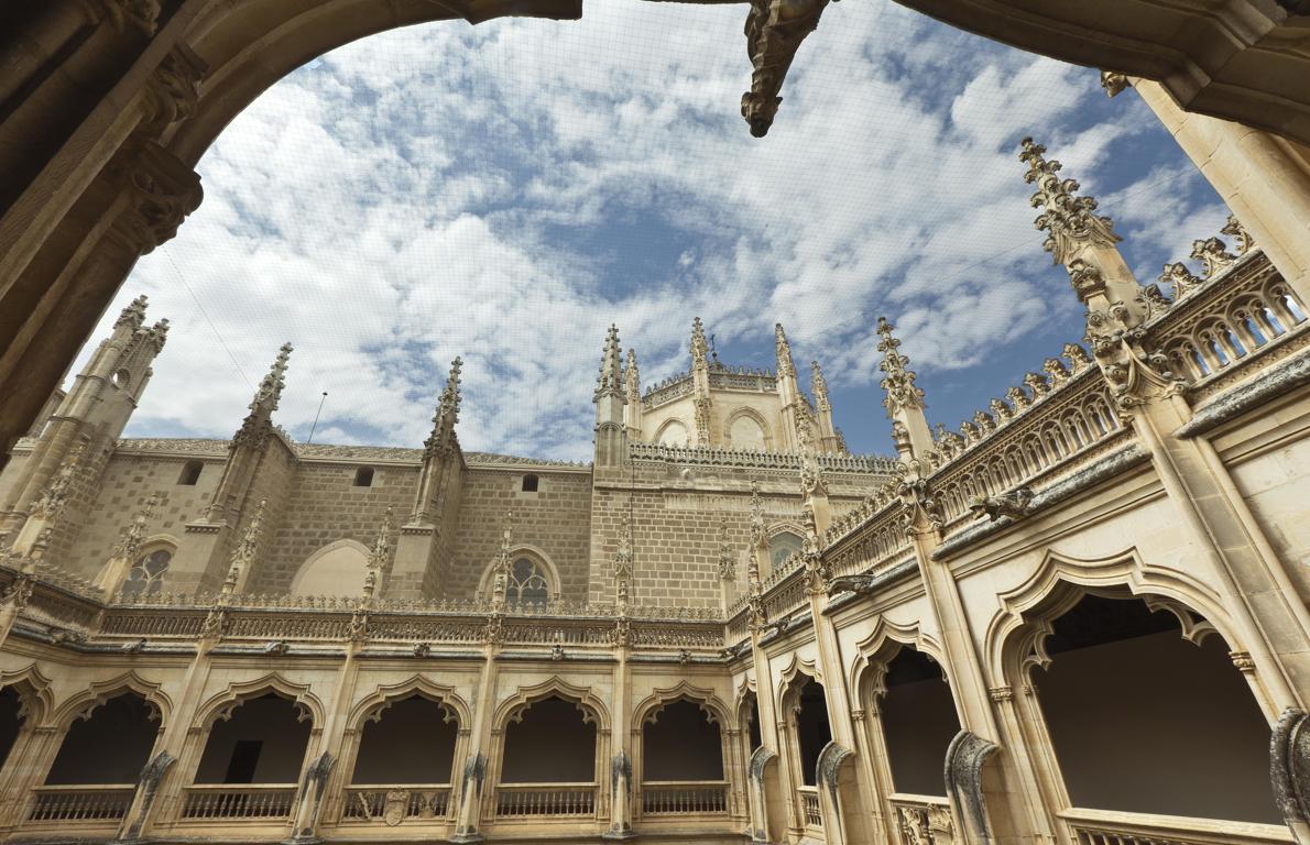 Vista del claustro del monasterio de San Juan de los Reyes