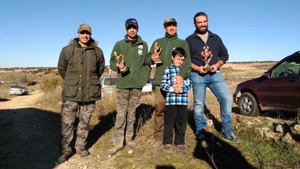 Los cuatro primeros clasificados del campeonato de caza en Albacete