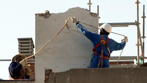 El Gobierno aragonés prepara un plan especial de rehabilitación de viviendas con 35 millones de euros