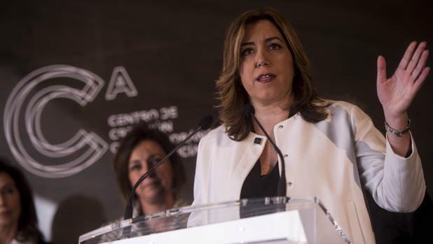 Socialistas de Castilla y León con Susana Díaz antes de comenzar el Comité Federal de este sábado