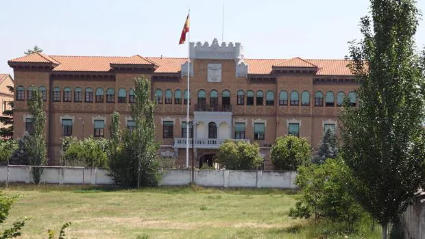 Inaugurado en 1926, el cuartel de Calatayud es, desde 2001, sede de la Academia de Logística