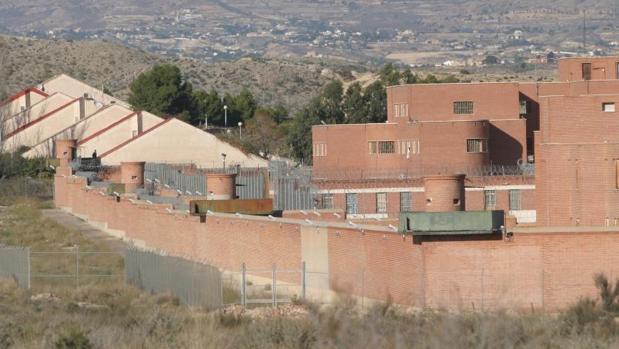 Vista exterior de la prisión de Fontcalent, en Alicante
