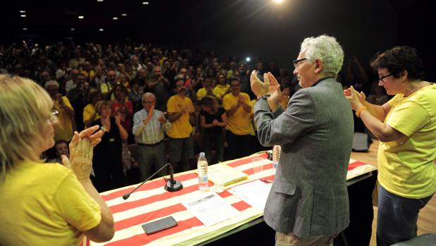 El senador Santiago Vidal en un acto de la ANC en Hospitalet del Llobregat (Barcelona)