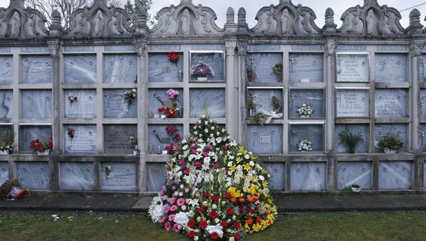 Cementerio pontevedrés de Callobre, donde han sido enterrados los tres miembros de la familia fallecidos