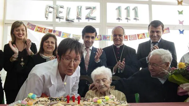 Josefa Álvarez, vecina de Cartelle (Orense), ayer en su 111 cumpleaños