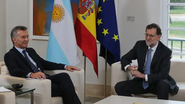 Mauricio Macri y Mariano Rajoy, este jueves en el Palacio de la Moncloa