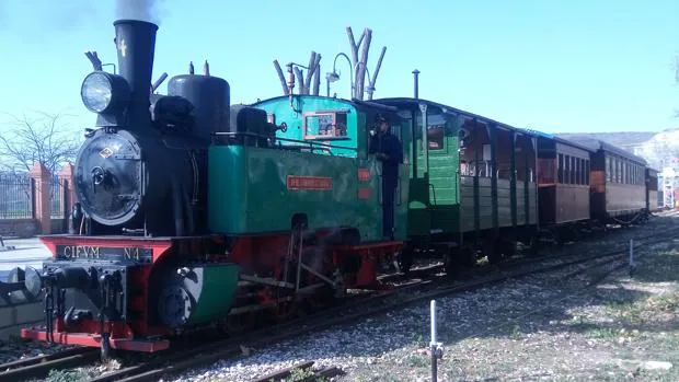 Tren de Arganda con su locomotora «Aliva nº4» de 1926