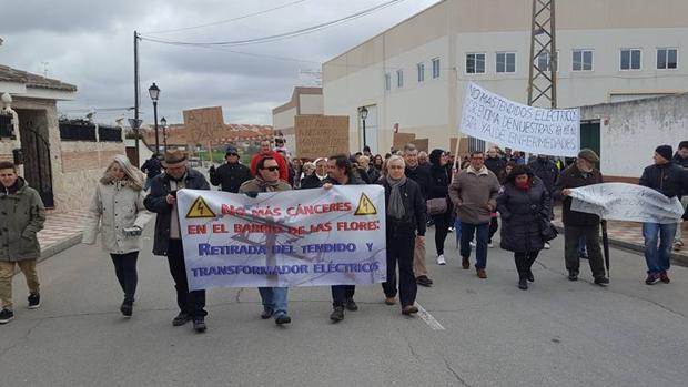 Vecinos de Illescas se manifiestan por las calles de Illescas