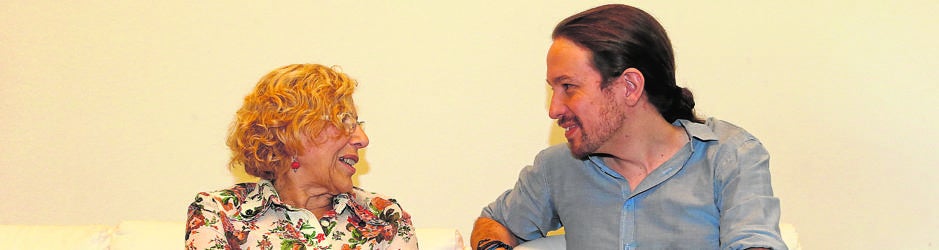 La alcaldesa de Madrid, Manuela Carmena, y Pablo Iglesias