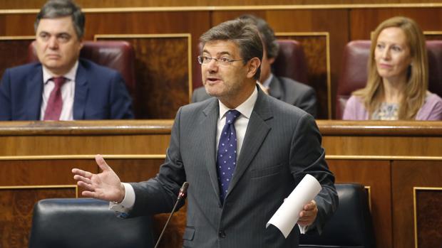 El ministro de Justicia, Rafael Catalá, durante su intervención en la sesión de Control al Gobierno hoy el Congreso de los Diputados