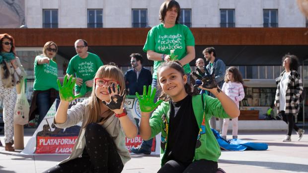 La Plataforma por la Enseñanza Pública de Soria ha organizado juegos colaborativos para los niños en el marco de la huelga general en Educación