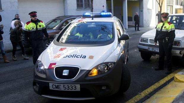 Muere el bebé que esperaba la mujer apuñalada por su pareja en Barcelona