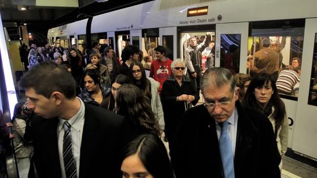 Imagen de las instalaciones del Metro de Valencia durante una jornada de huelga