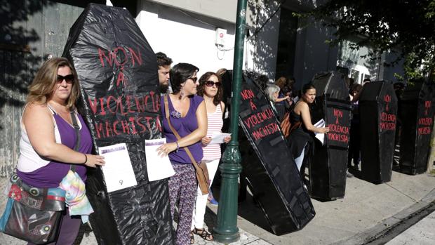 Manifestación en contra de la violencia machista en Santiago