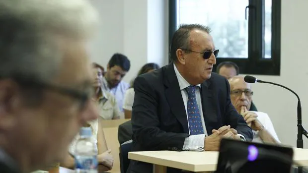 Anticorrupción desaconseja la libertad condicional para Carlos Fabra hasta que no abone 300.000 euros
