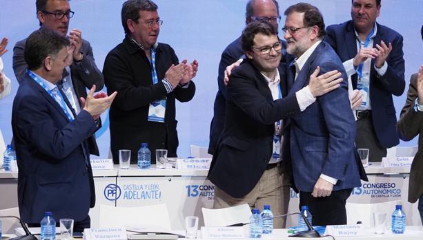 Alfonso Fernández Mañueco junto a Mariano Rajoy en el Congreso regional del PP de Castilla y León