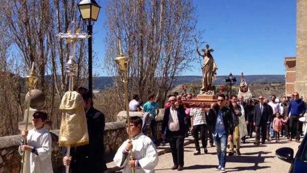 Una de las procesiones que se celebran estos días en la localidad guadalajareña de Sigüenza