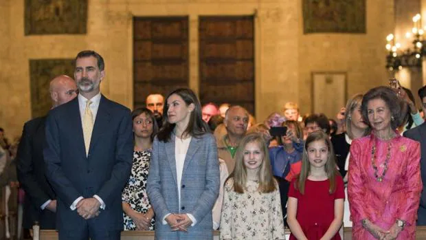 La Familia Real acudió a la Misa de Resurrección en la Catedral de Palma